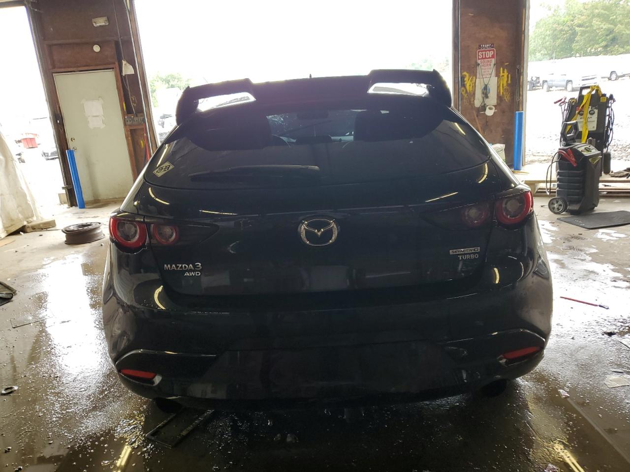 2023 Mazda 3 VIN: JM1BPBJY3P1618681 Lot: 63995115