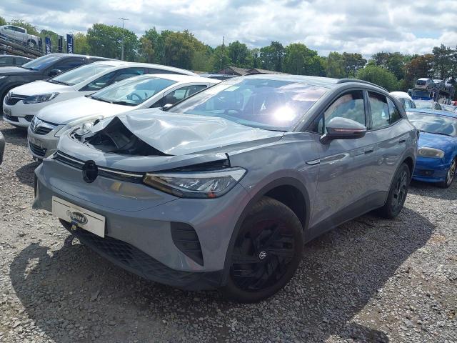 2022 VOLKSWAGEN ID.4 150KW LIFE PRO PERFORMANCE 77KWH 5DR AUTO for sale at Copart WOLVERHAMPTON