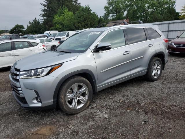  TOYOTA HIGHLANDER 2019 Srebrny