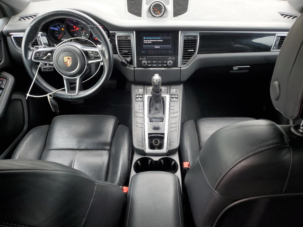 2017 Porsche Macan VIN: WP1AA2A50HLB03967 Lot: 64105835