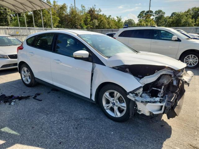  FORD FOCUS 2014 White