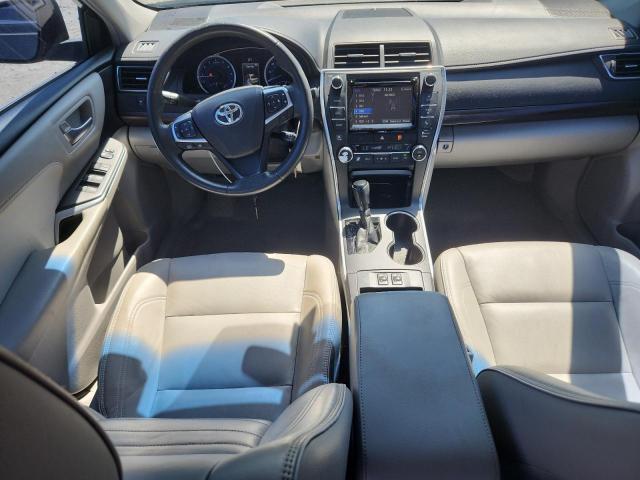  TOYOTA CAMRY 2017 Granatowy