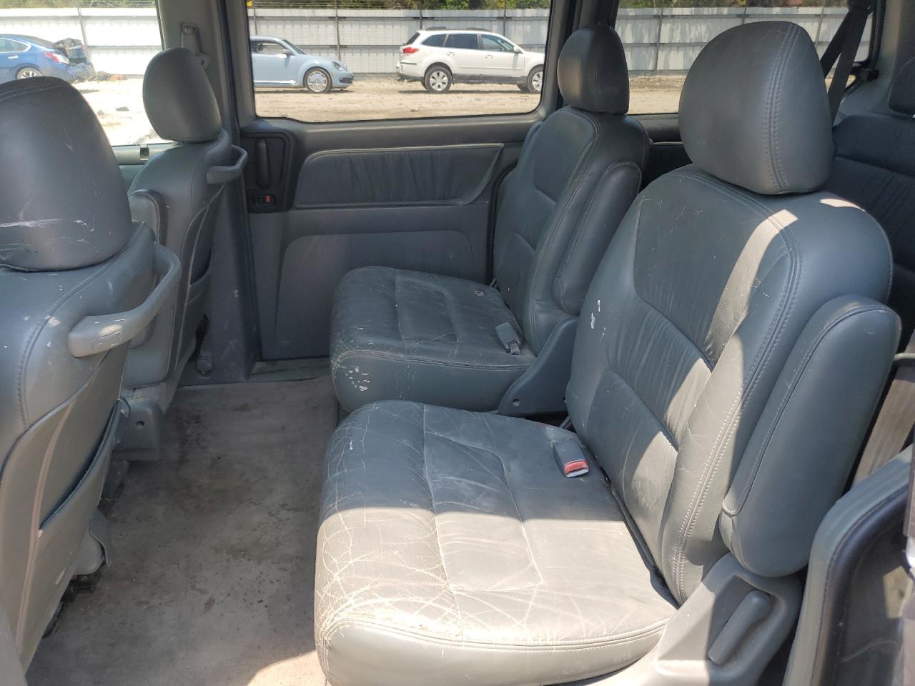 2002 Honda Odyssey Exl VIN: 5FNRL18012B036017 Lot: 63270565