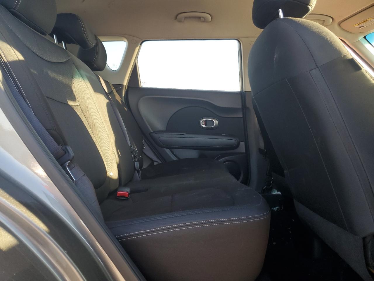 kndjn2a25k7699590 KNDJN2A25K7699590 2019 Kia Soul