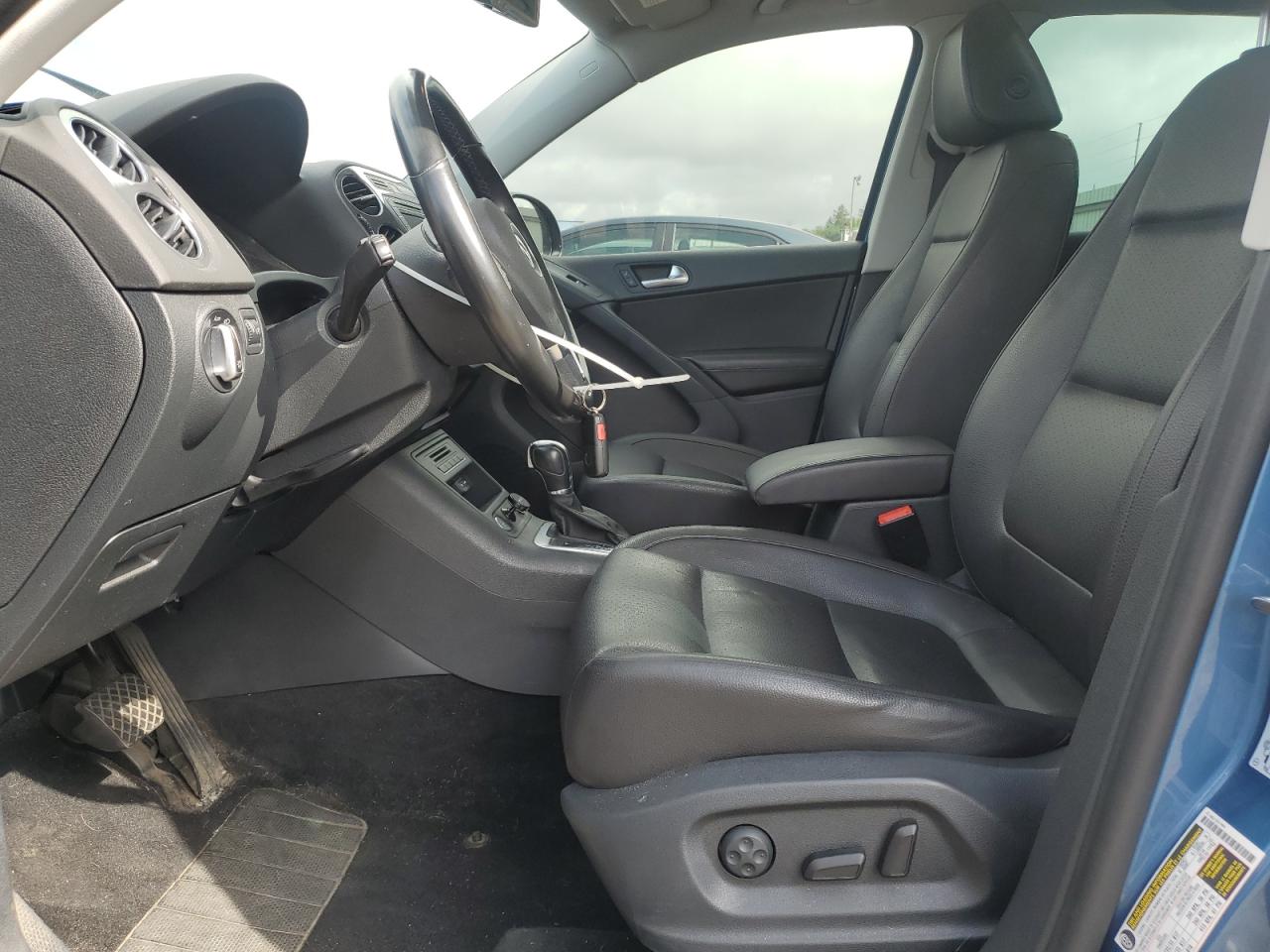 2017 Volkswagen Tiguan Wolfsburg VIN: WVGSV7AX6HW502434 Lot: 61333745