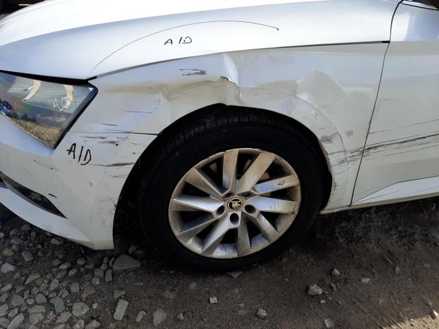 2018 SKODA SUPERB SE