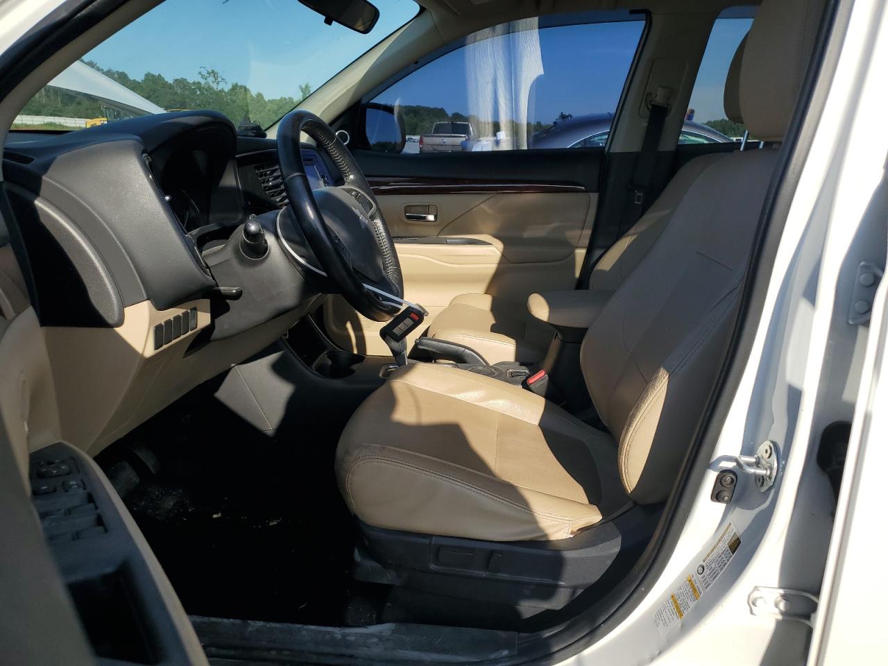 2015 Mitsubishi Outlander Se VIN: JA4AD3A32FZ006481 Lot: 63668255