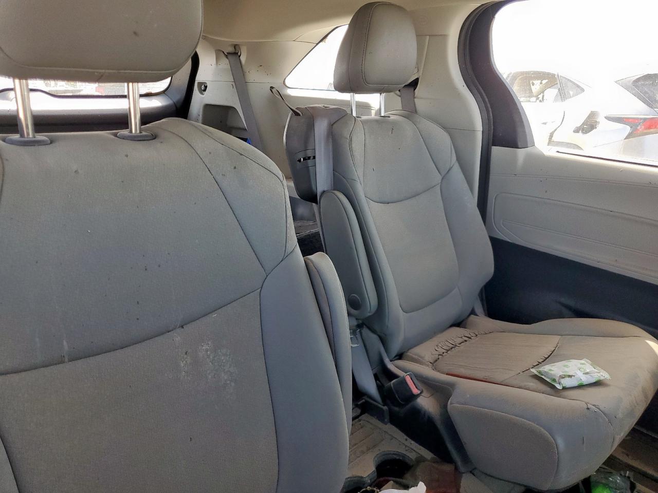 2022 Toyota Sienna Xle VIN: 5TDYRKEC7NS130921 Lot: 64811575