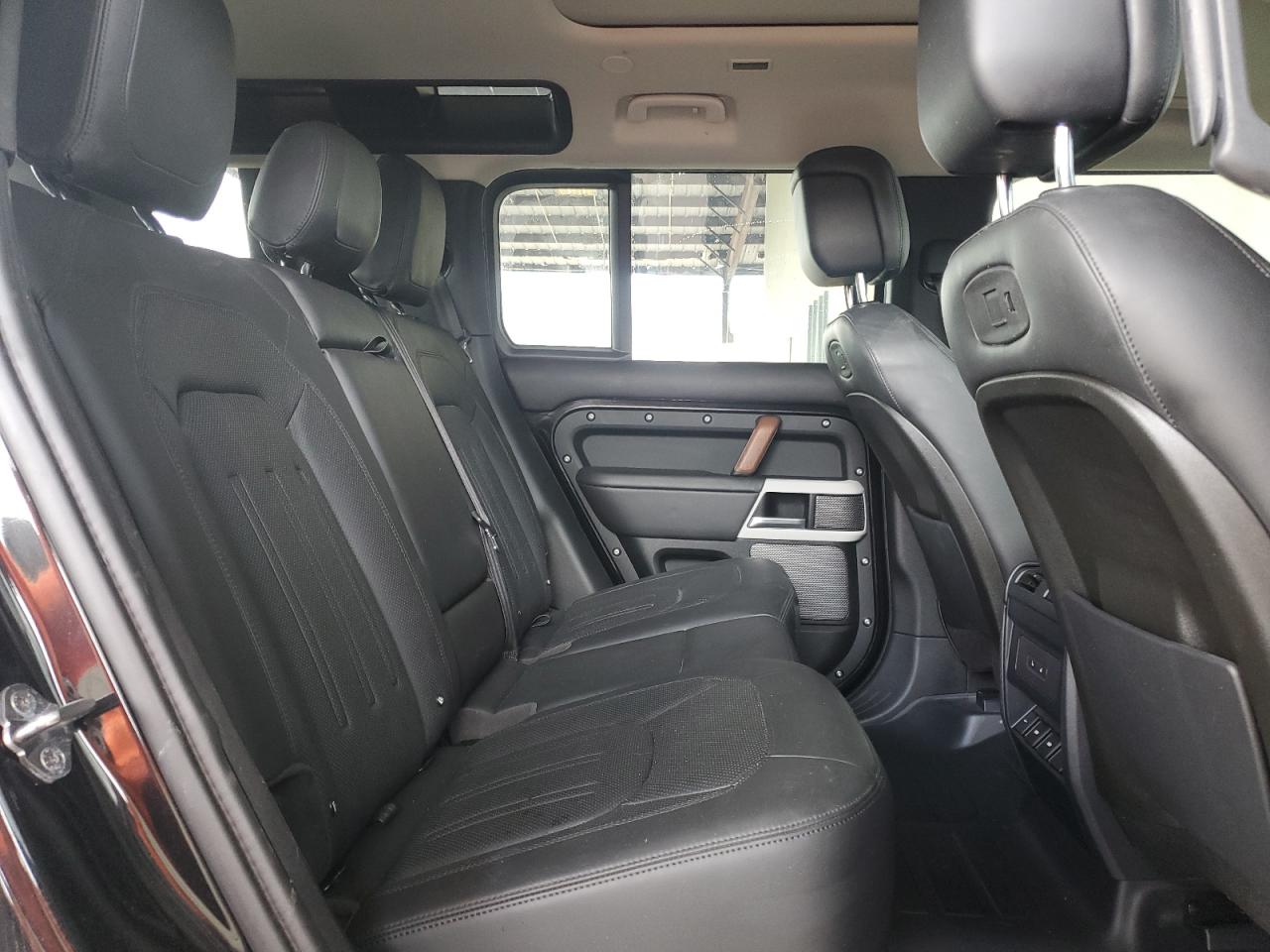 2020 Land Rover Defender 110 Hse VIN: SALE97EU5L2017717 Lot: 63195365