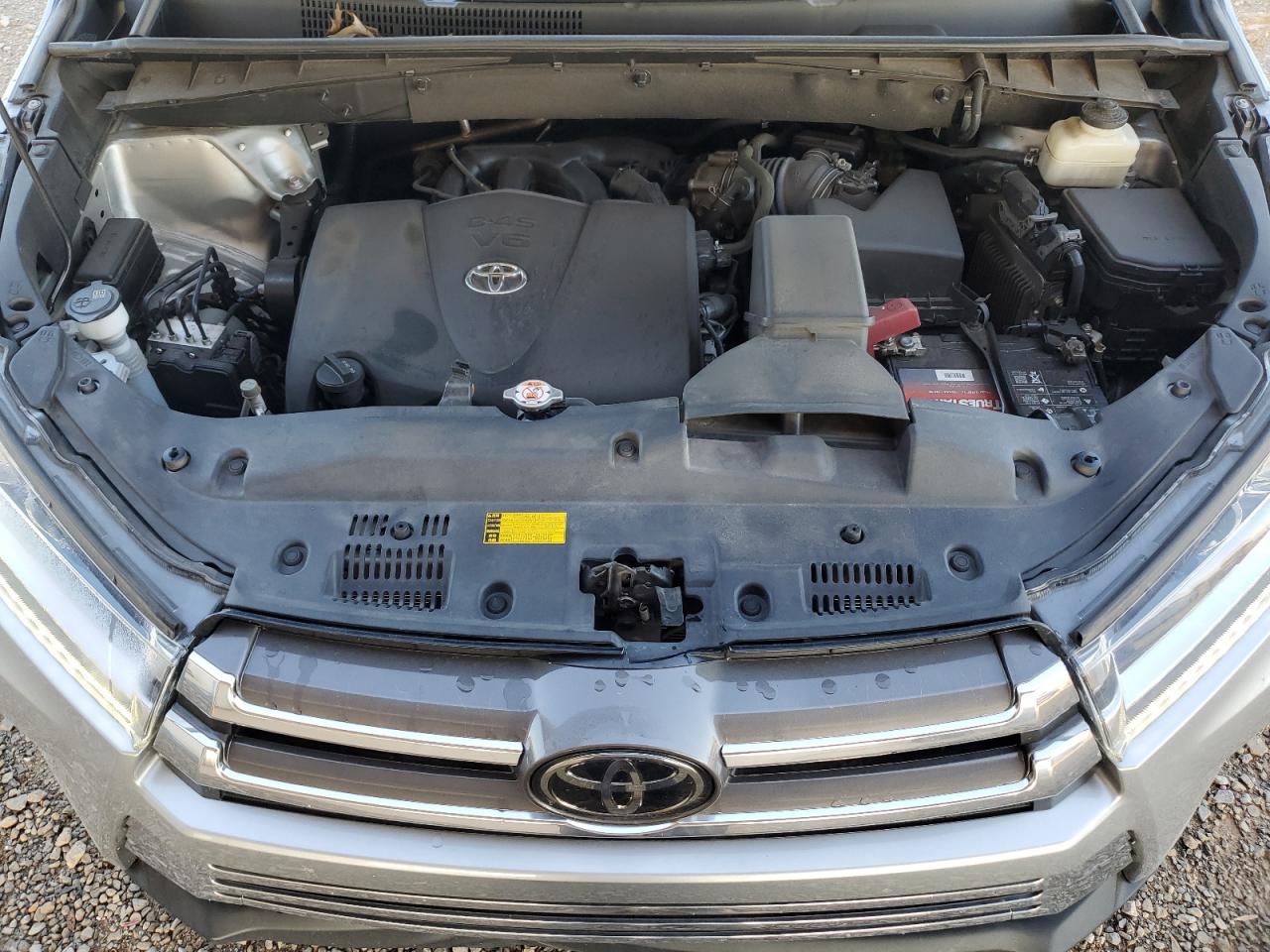 2018 Toyota Highlander Limited VIN: 5TDYZRFH1JS276860 Lot: 64787875