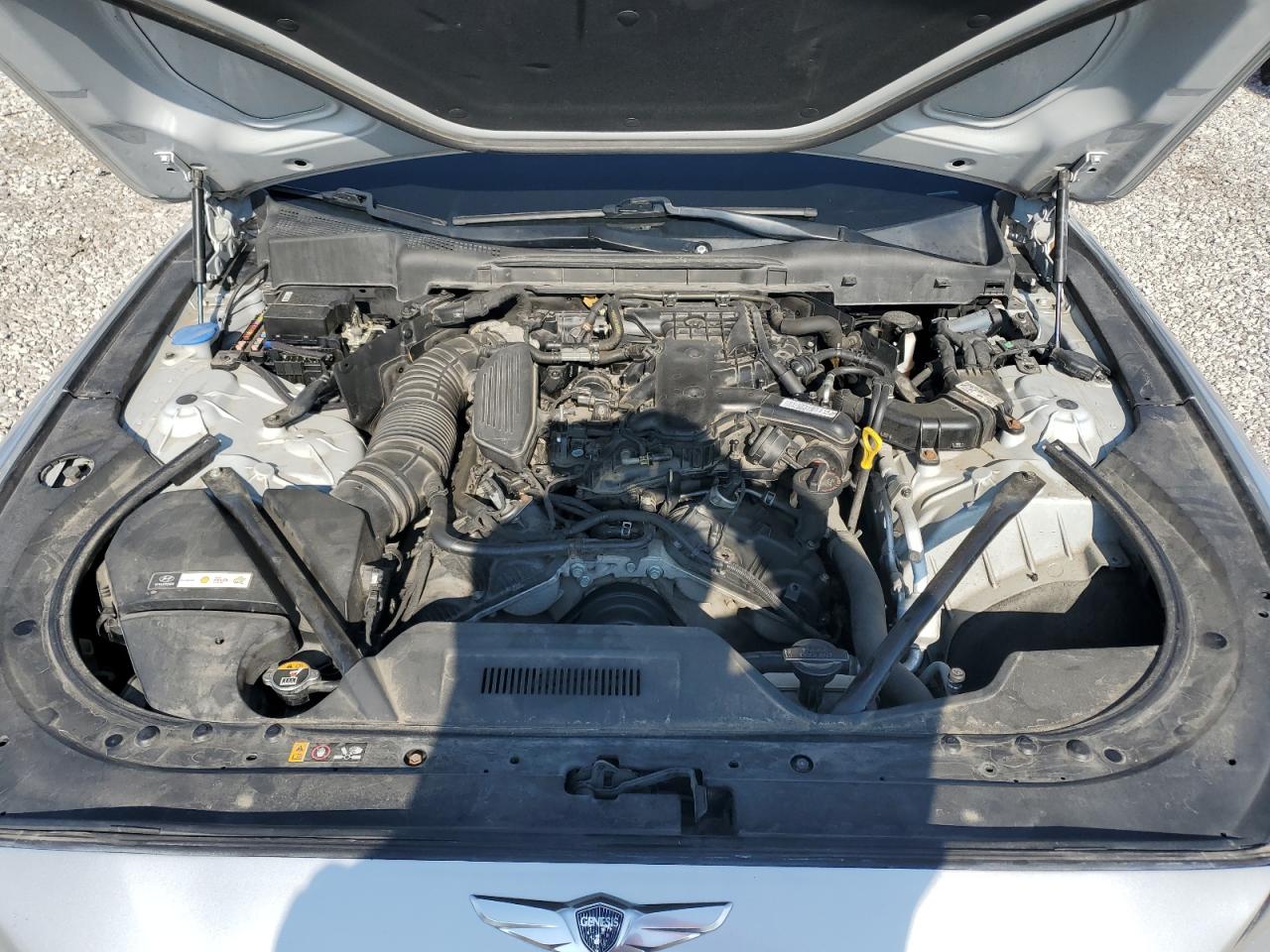 2016 Hyundai Genesis 3.8L VIN: KMHGN4JE3GU132170 Lot: 65927365