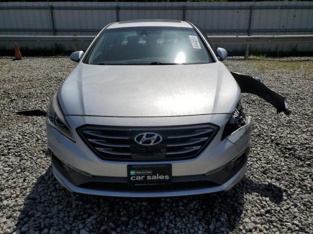Sedans HYUNDAI SONATA 2017 Srebrny