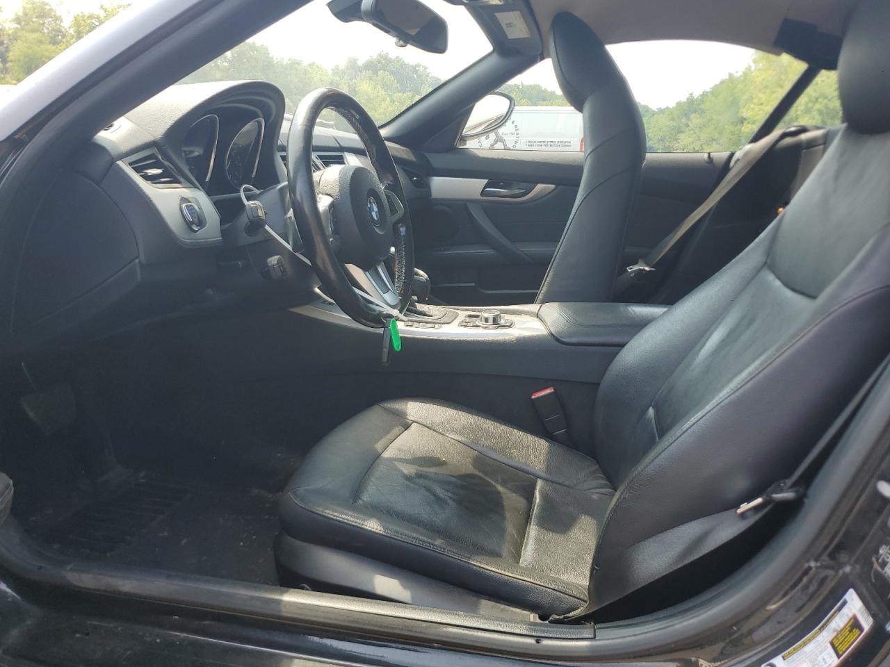 wbalm5c54be380310 WBALM5C54BE380310 2011 BMW Z4 Sdrive30I