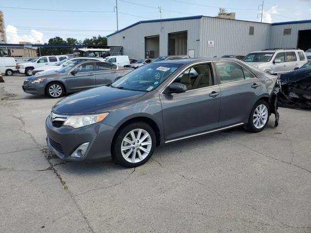 Sedans TOYOTA CAMRY 2012 Szary