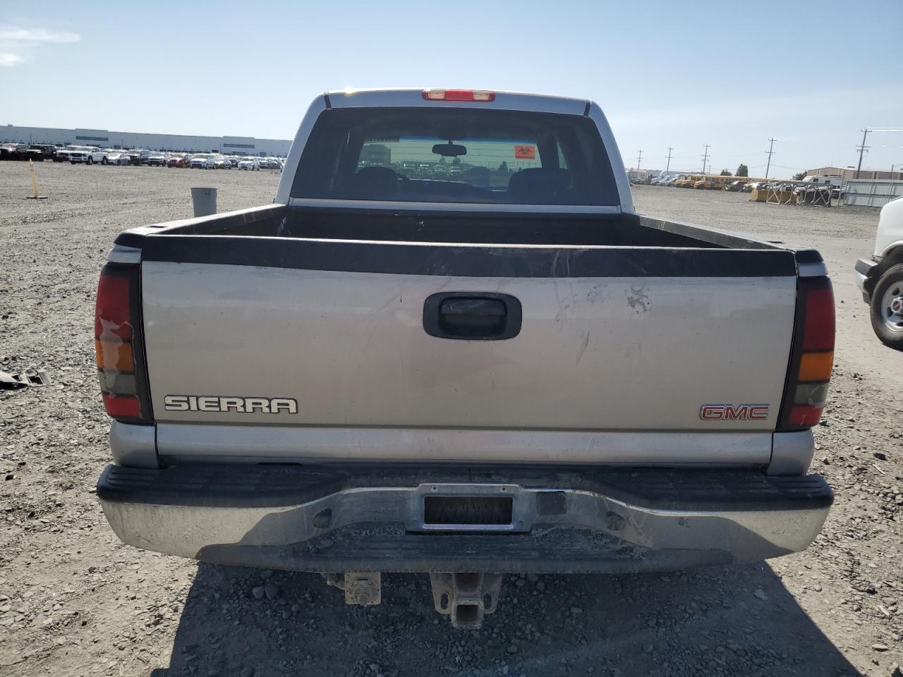 2004 GMC New Sierra K1500 VIN: 2GTEK13T741412387 Lot: 63330725