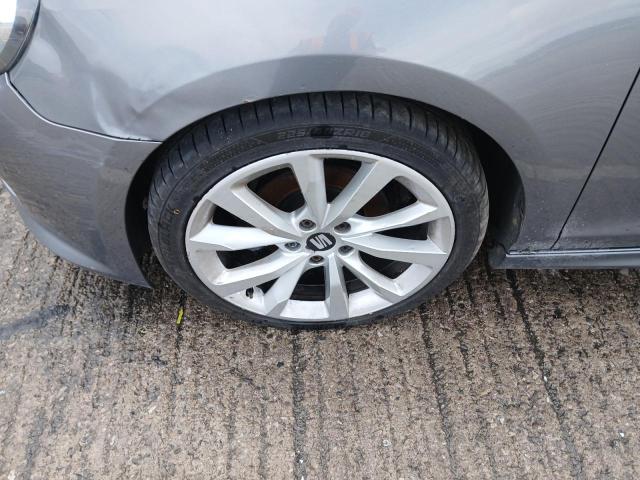 2011 VOLKSWAGEN GOLF S BLU