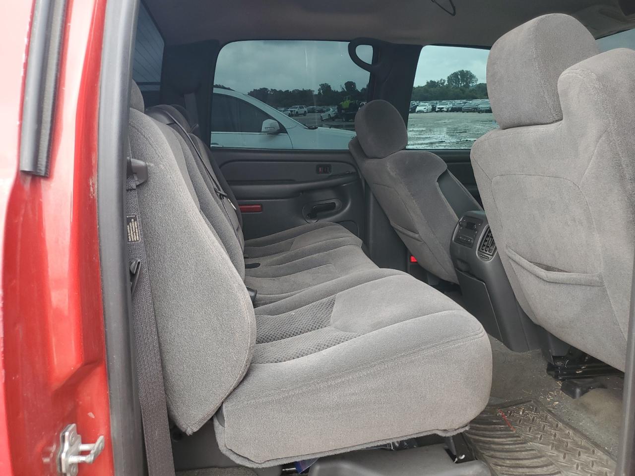2005 Chevrolet Silverado K1500 VIN: 2GCEK13T551247957 Lot: 64688875