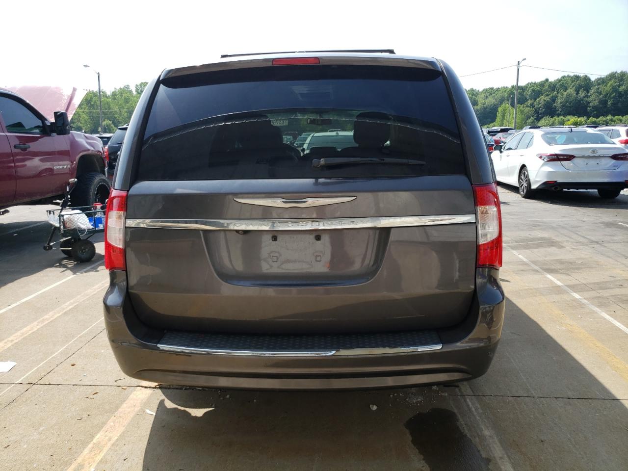 2015 Chrysler Town & Country Touring VIN: 2C4RC1BG7FR677348 Lot: 65769415