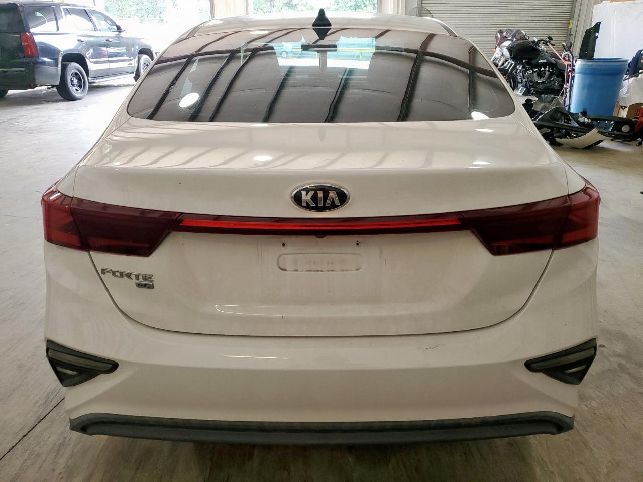 3kpf24ad2me345170 3KPF24AD2ME345170 2021 Kia Forte Fe