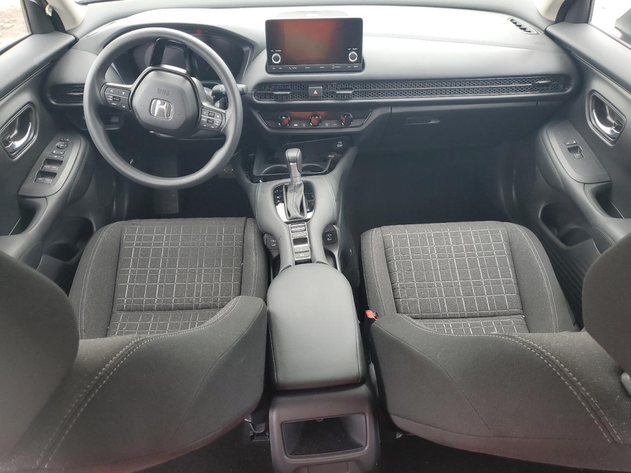 2024 Honda Hr-V Lx VIN: 3CZRZ2H38RM780177 Lot: 64213335