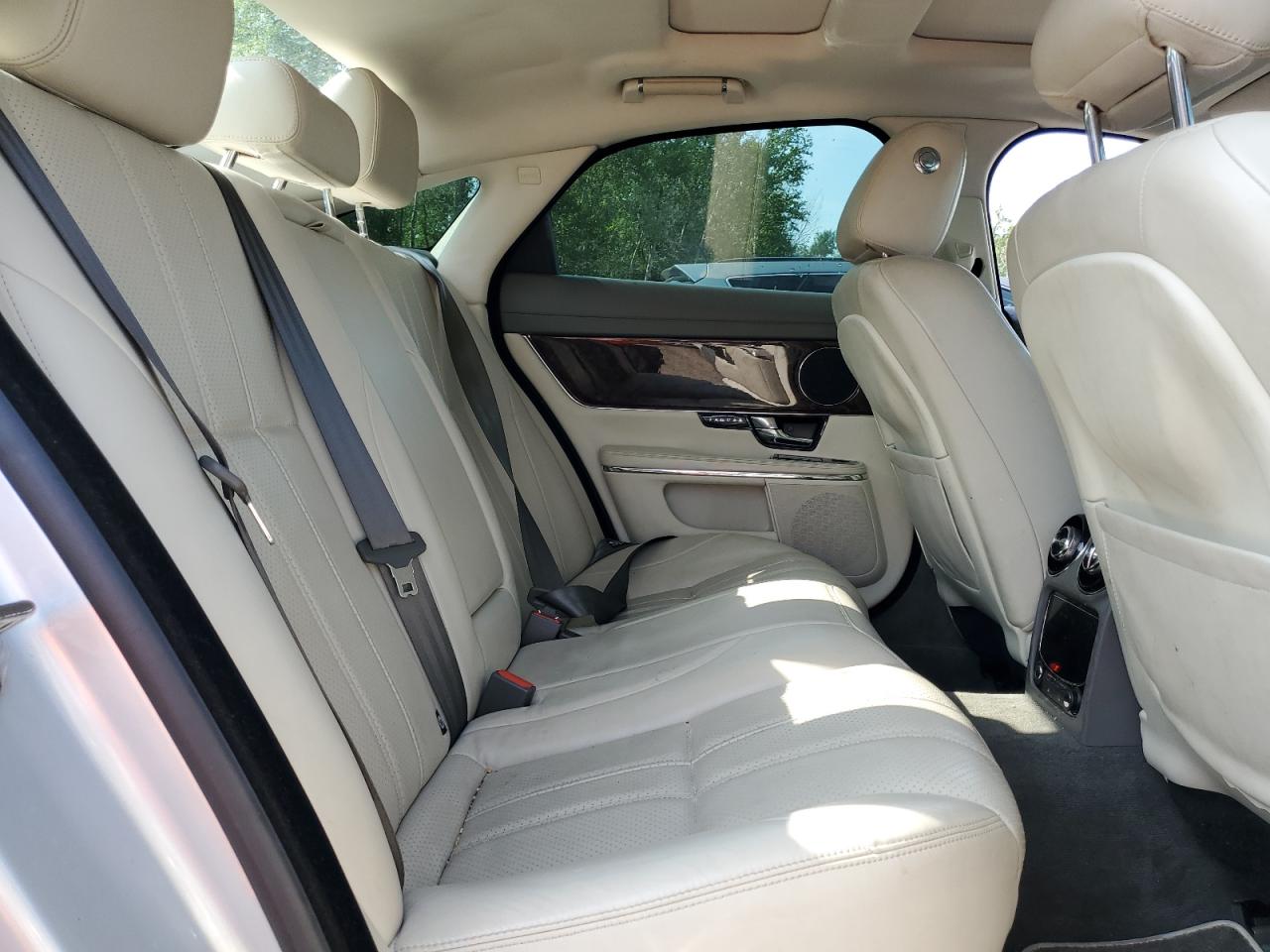 2011 Jaguar Xj VIN: SAJXA1CB8BLV02787 Lot: 63916515