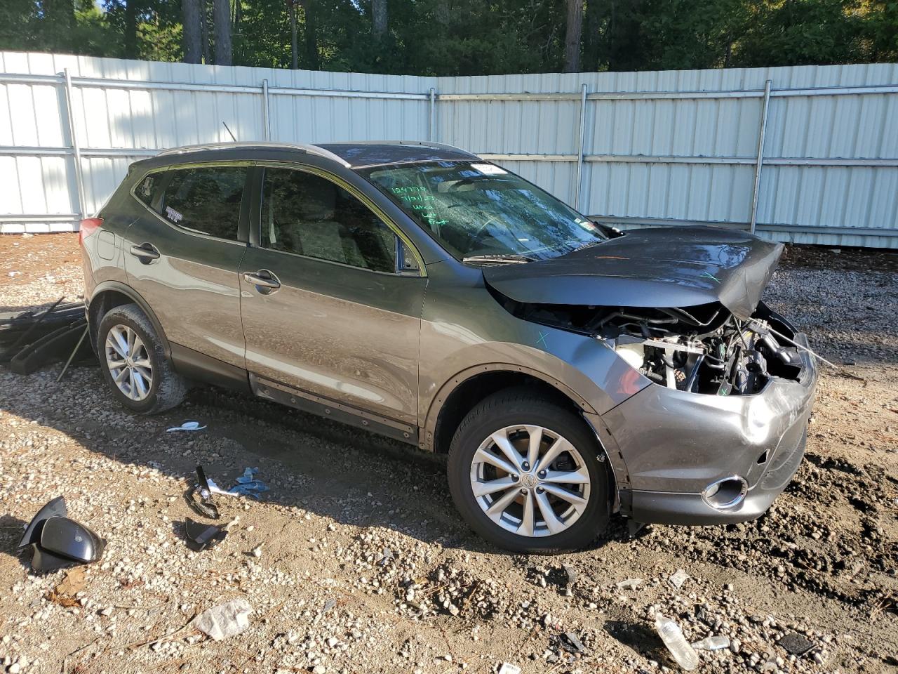 JN1BJ1CR2JW204080 NISSAN ROGUE 2018