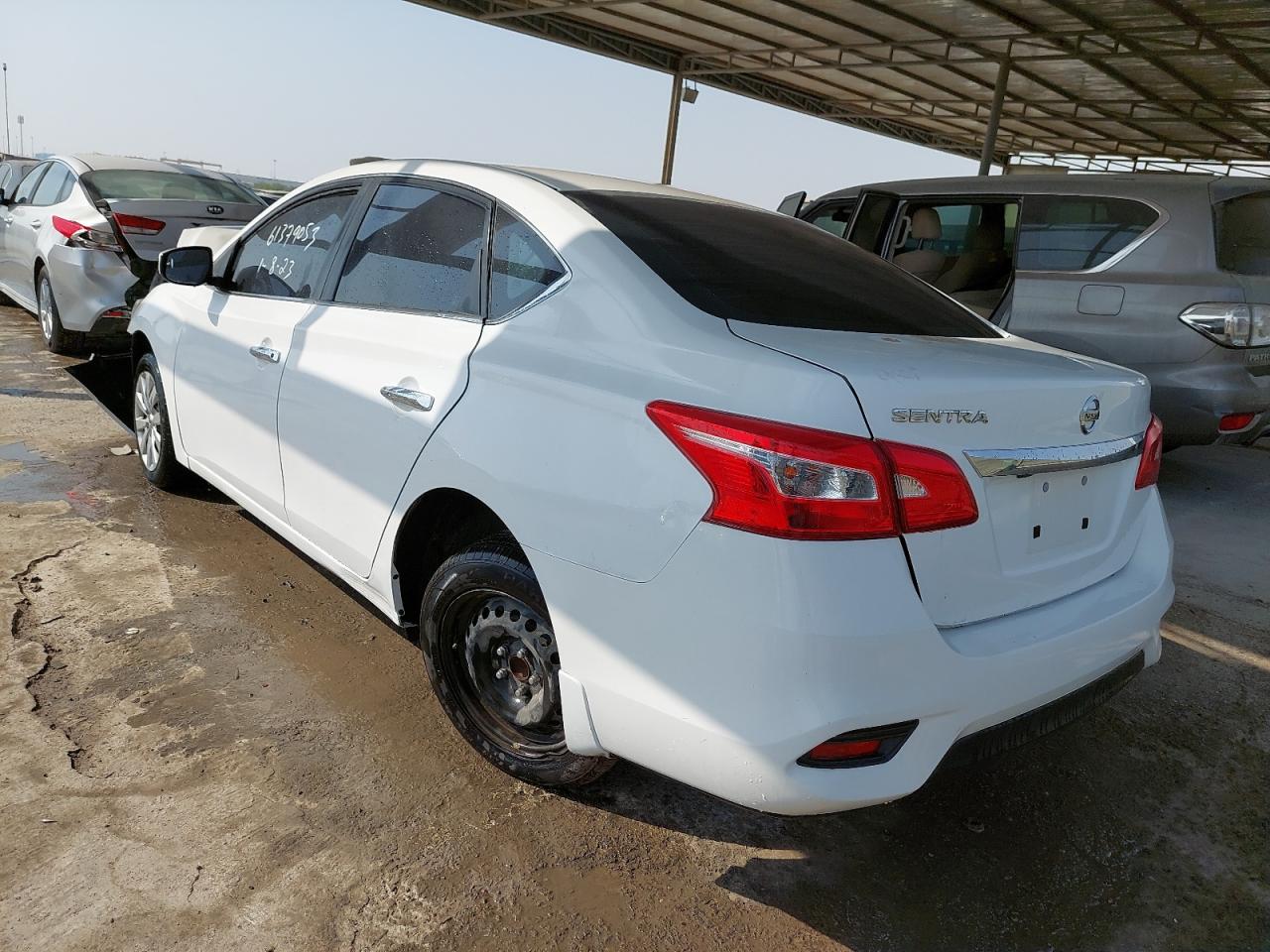 3N1AB7AP1JY339511 - 2018 Nissan Sentra - #61379053