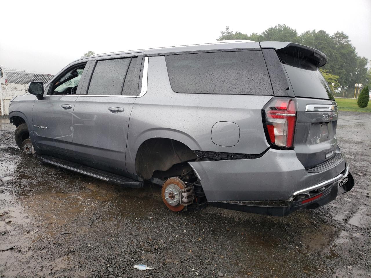 1GNSCFKD3NR191152 2022 CHEVROLET SUBURBAN - Image 2