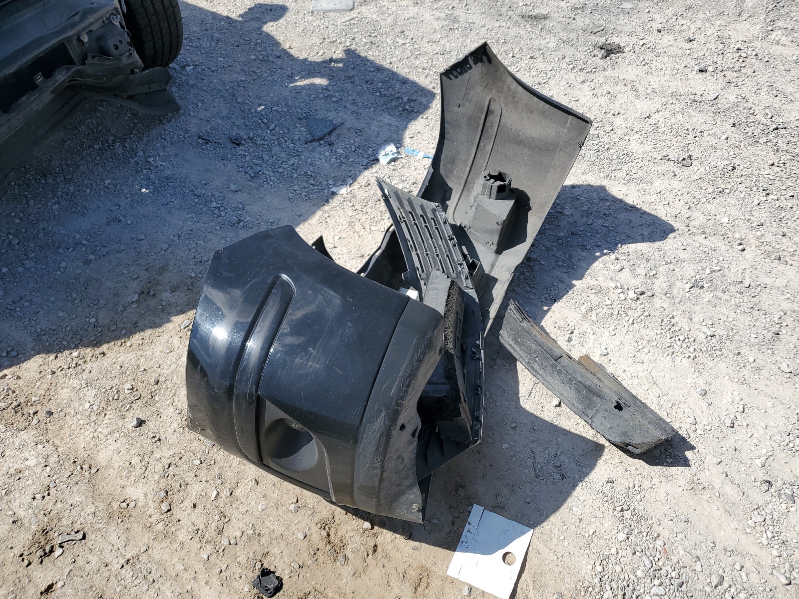 3N1BC11E28L369539 2008 Nissan Versa S