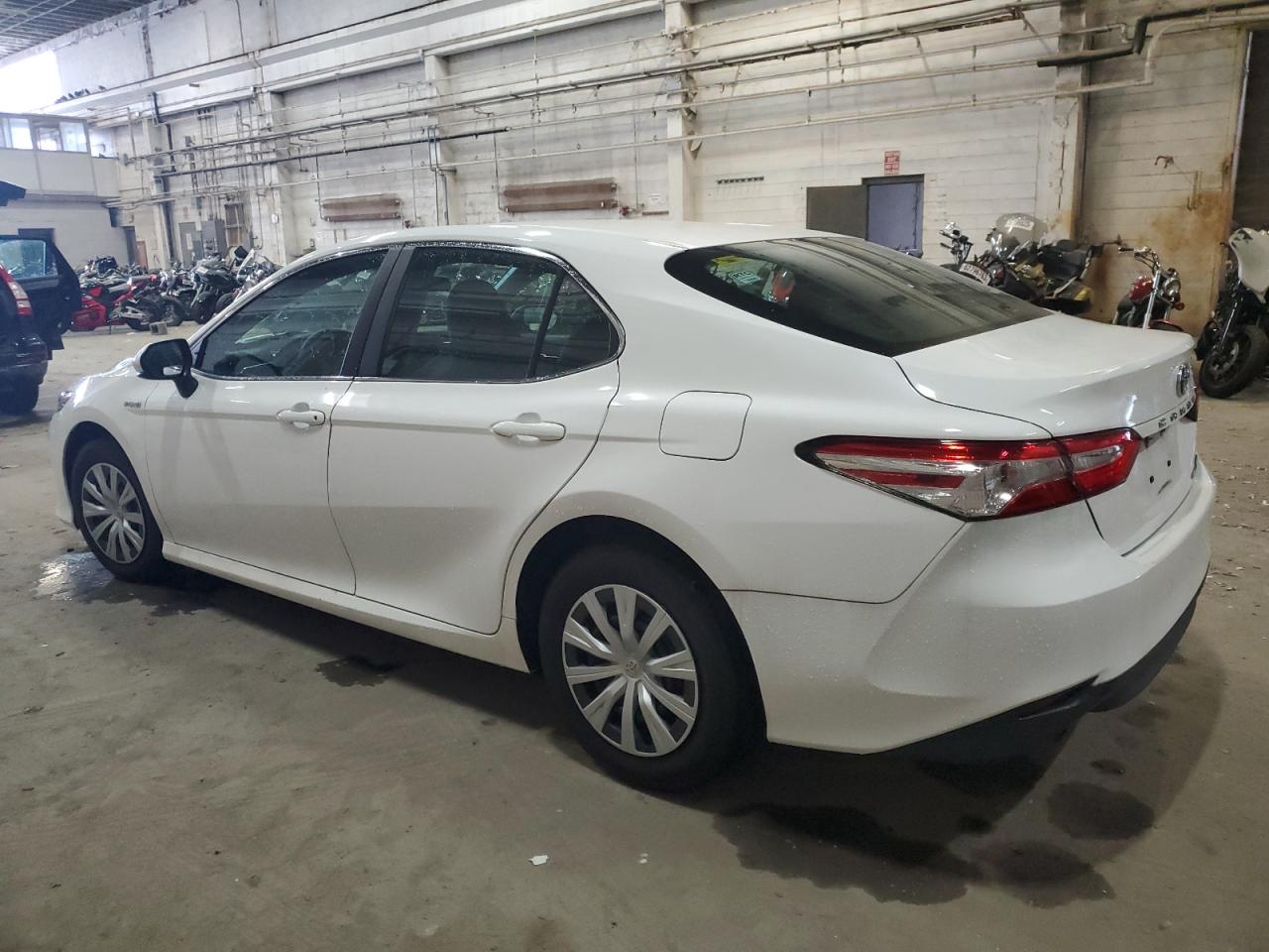 4T1B31HKXJU503214 2018 TOYOTA CAMRY - Image 2