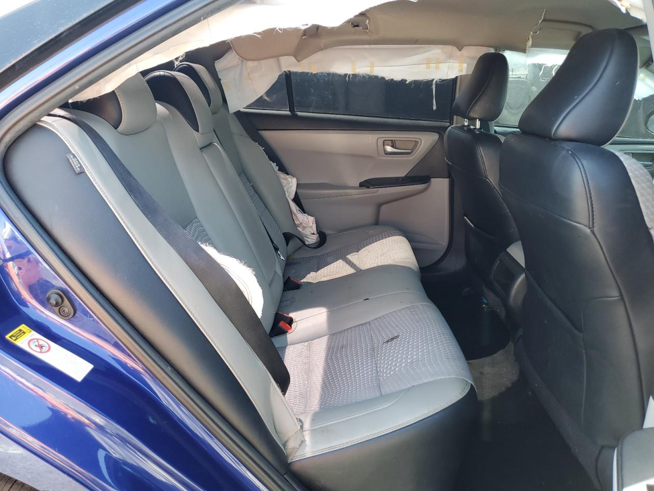 2015 Toyota Camry - Image 10