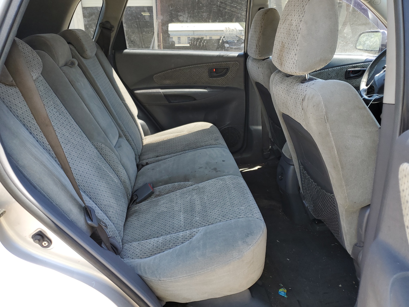 KM8JN12D55U167705 2005 Hyundai Tucson Gls