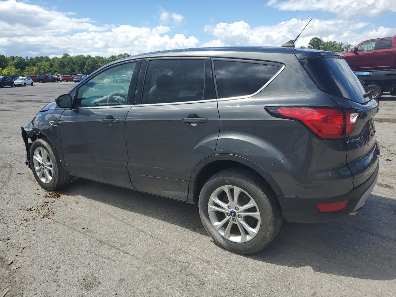 1FMCU0GD1KUB67226 FORD ESCAPE 2019