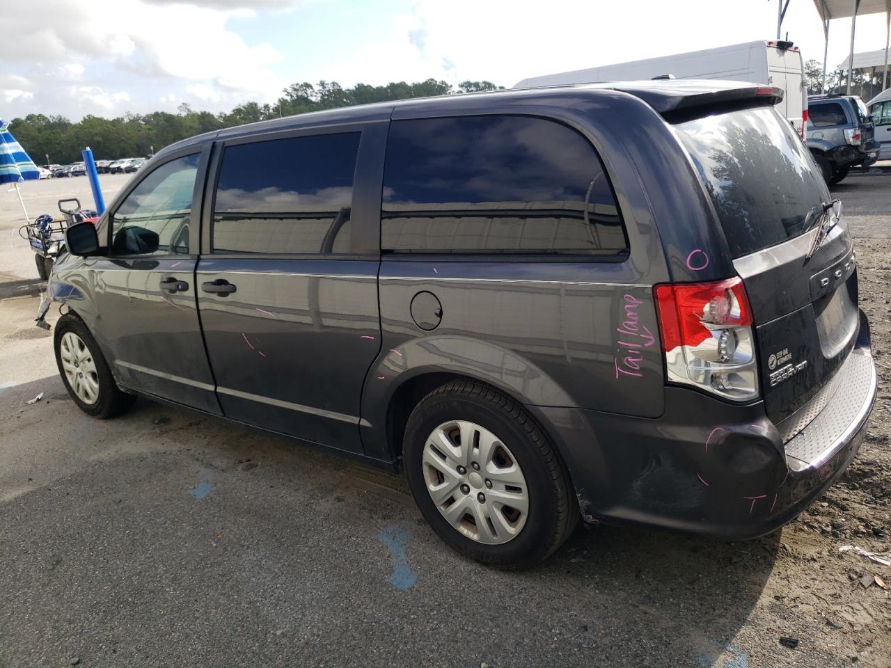 2019 Dodge Caravan - Image 2