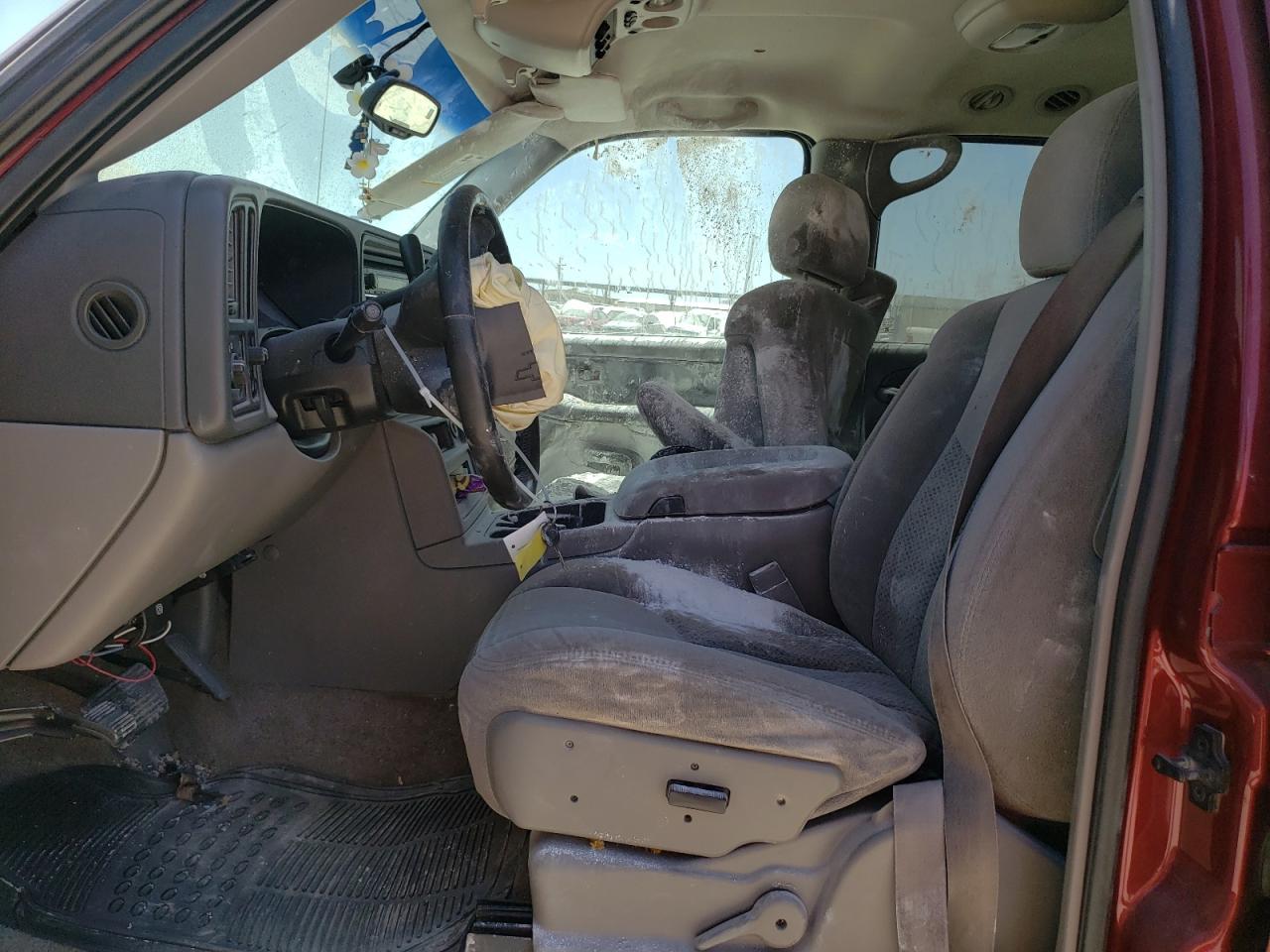 2003 Chevrolet Tahoe C1500 VIN: 1GNEC13Z63R261007 Lot: 84264744