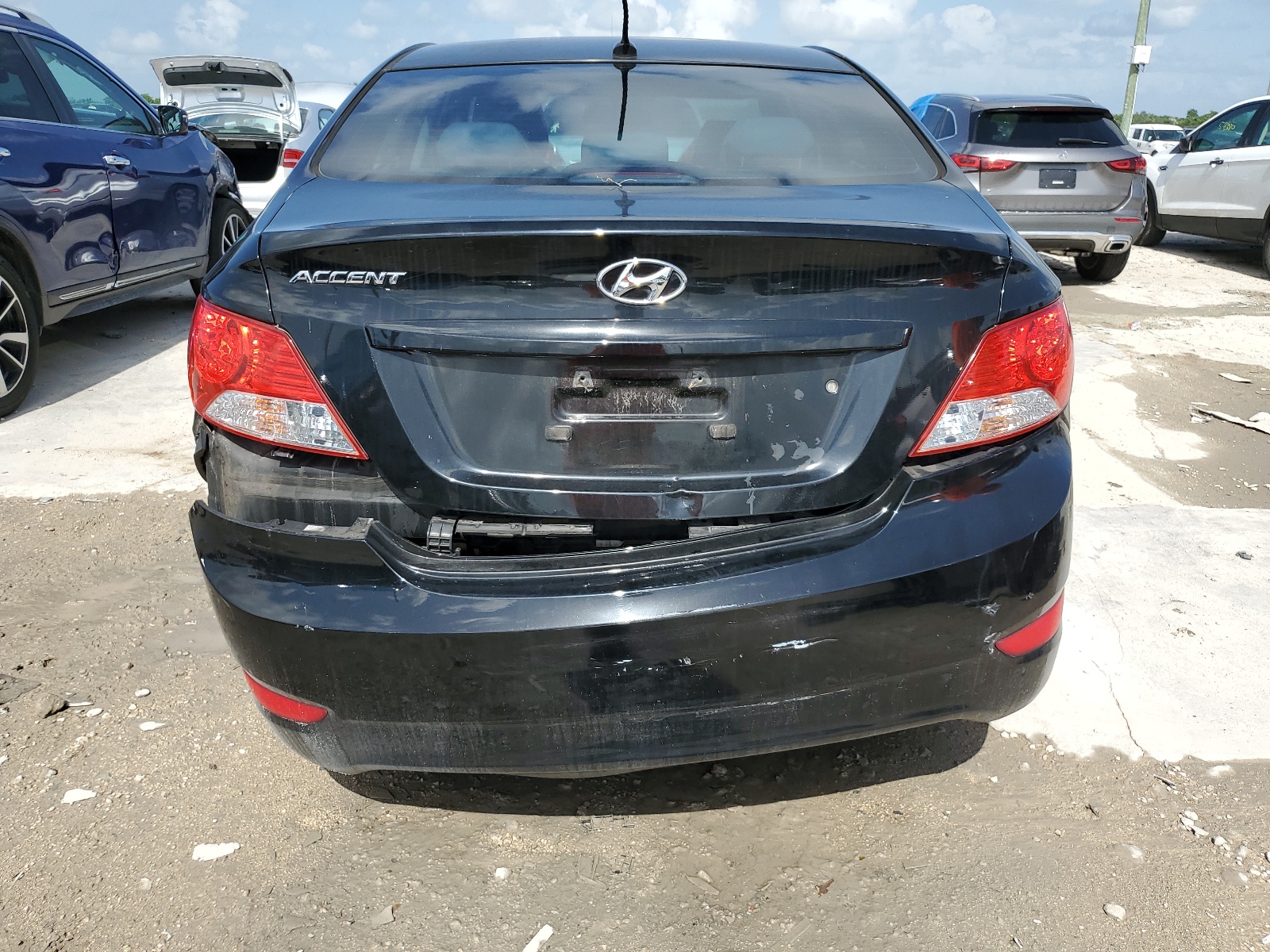 KMHCT4AE9EU732404 2014 Hyundai Accent Gls