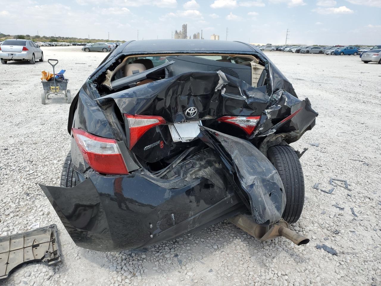 2015 Toyota Corolla L VIN: 5YFBURHE0FP341138 Lot: 79464934