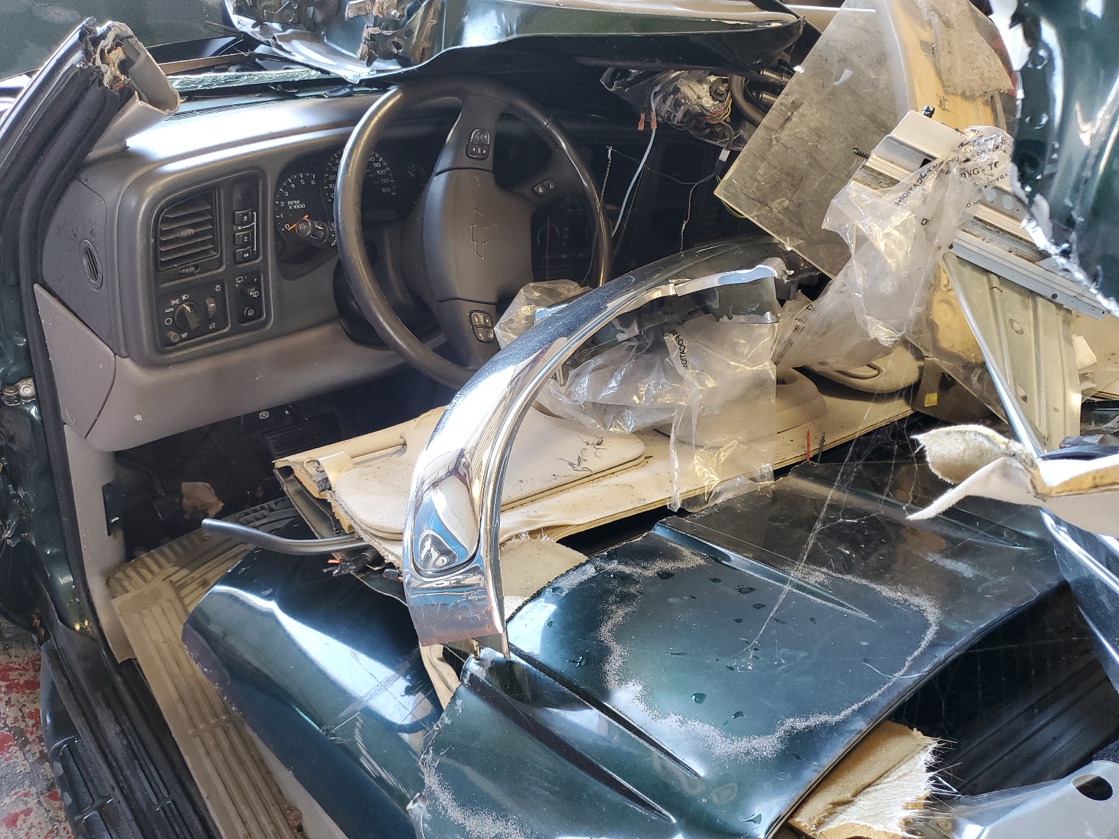 1GNEK13ZX4J100775 2004 Chevrolet Tahoe K1500