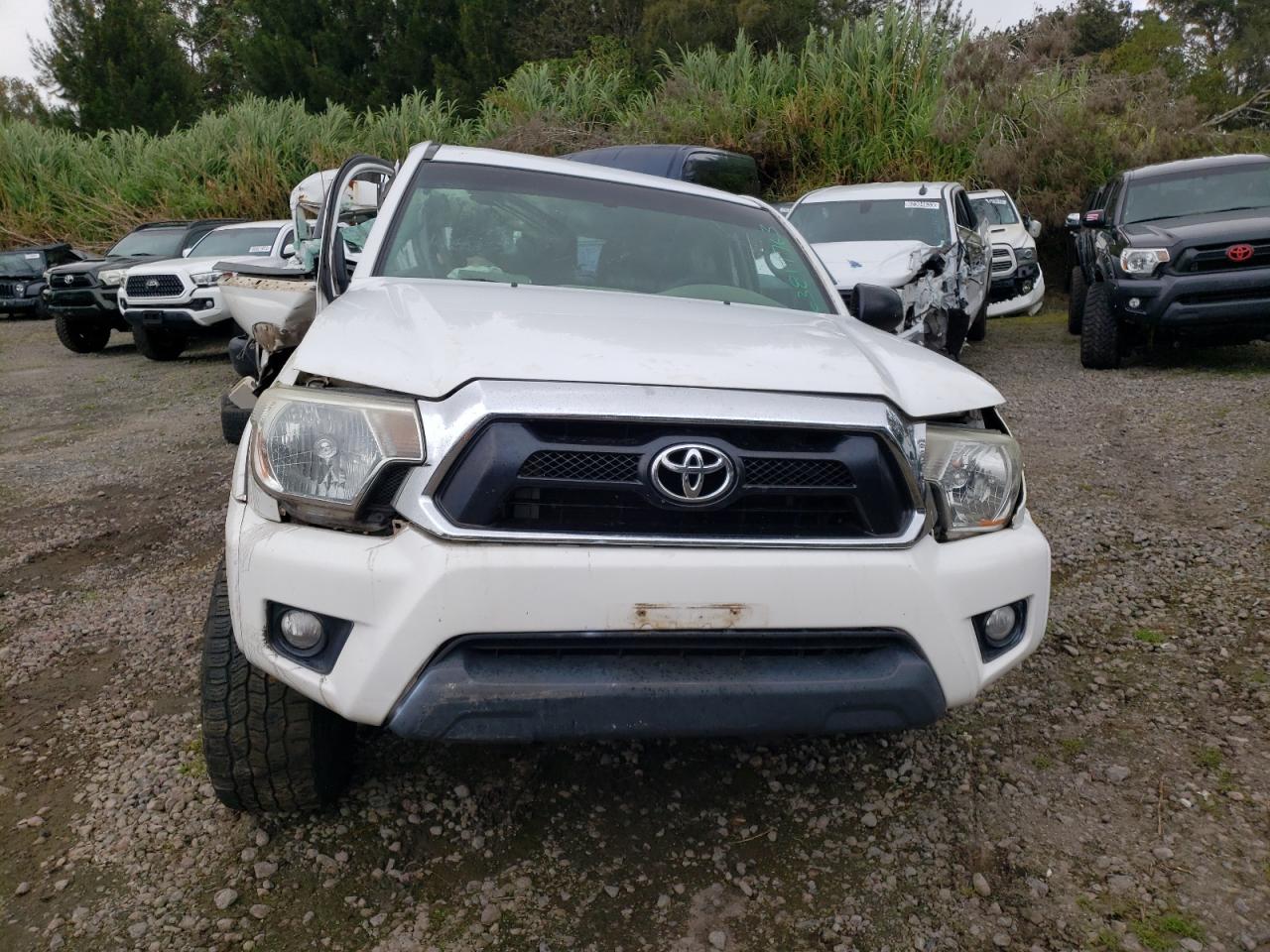 2014 Toyota Tacoma - Image 5