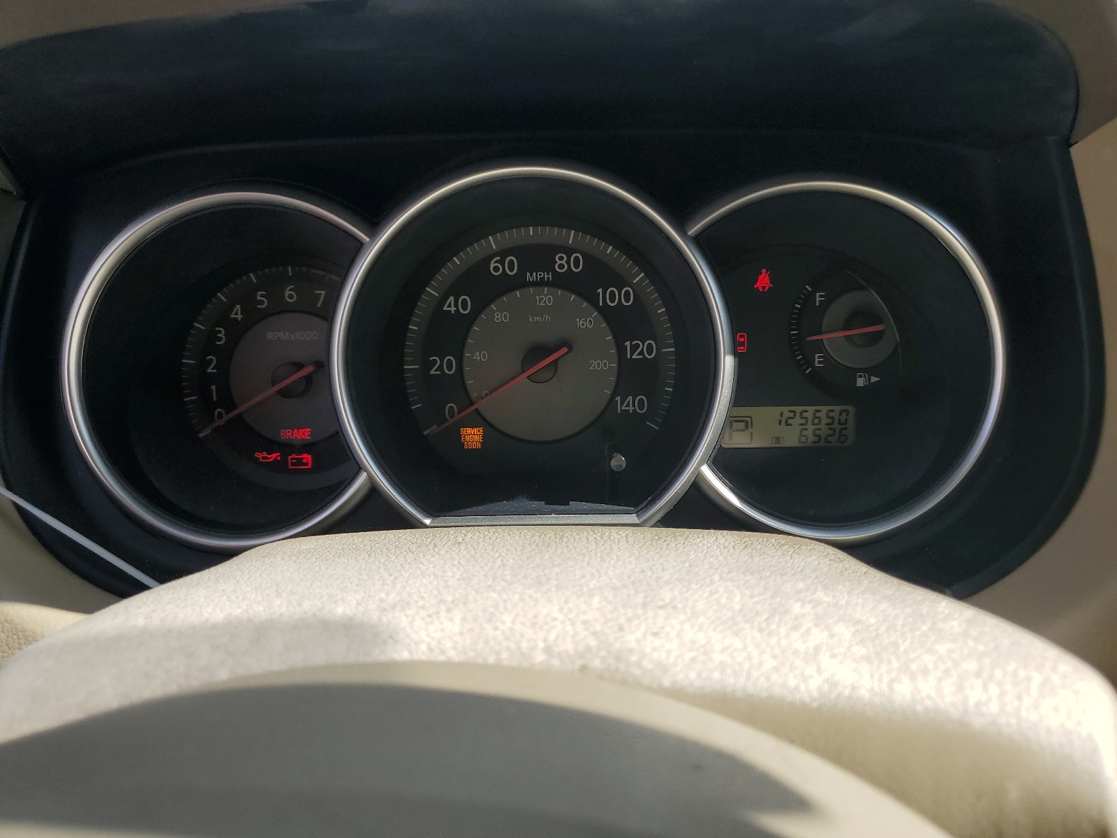 3N1BC13E88L370997 2008 Nissan Versa S