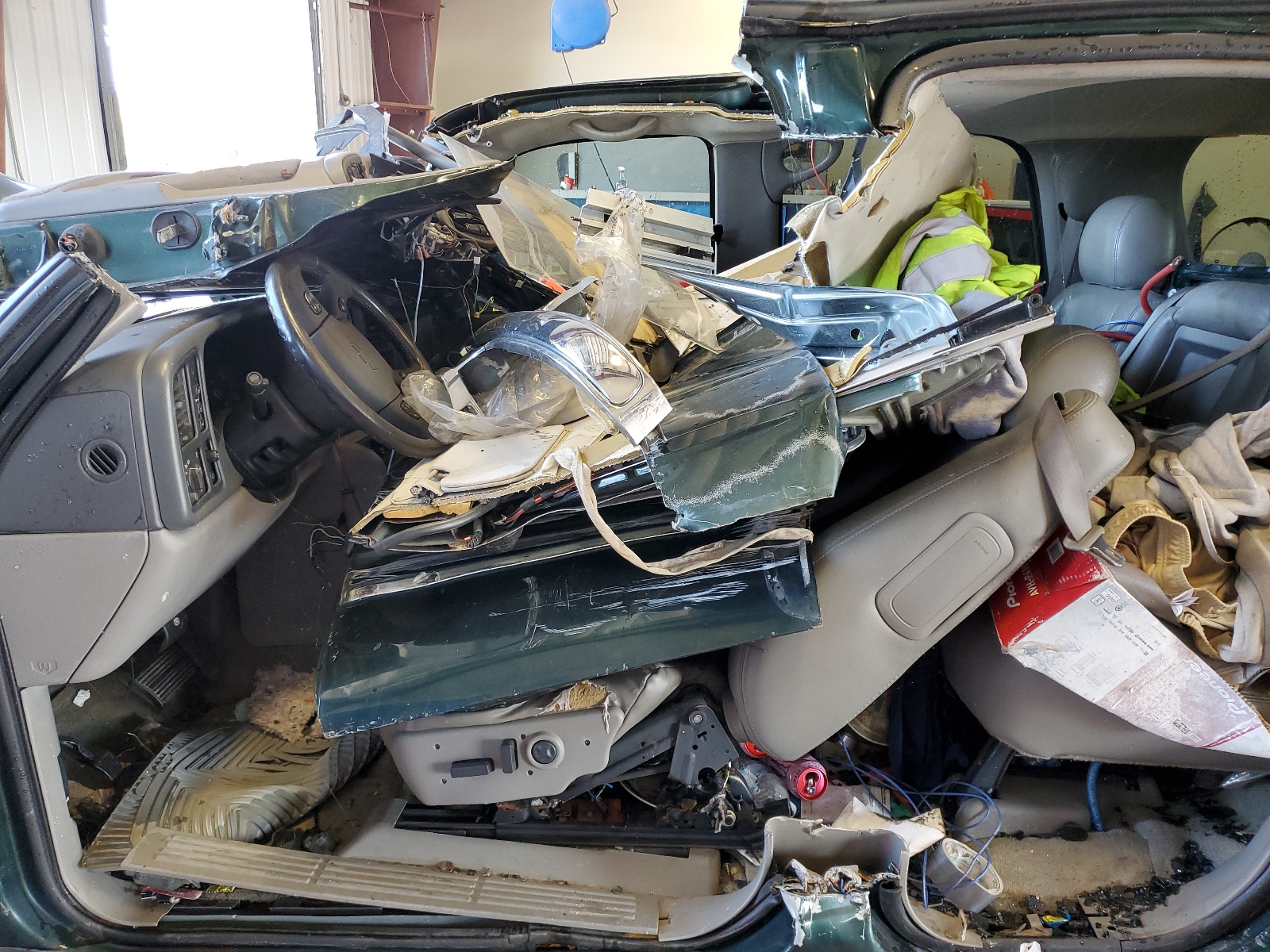 1GNEK13ZX4J100775 2004 Chevrolet Tahoe K1500