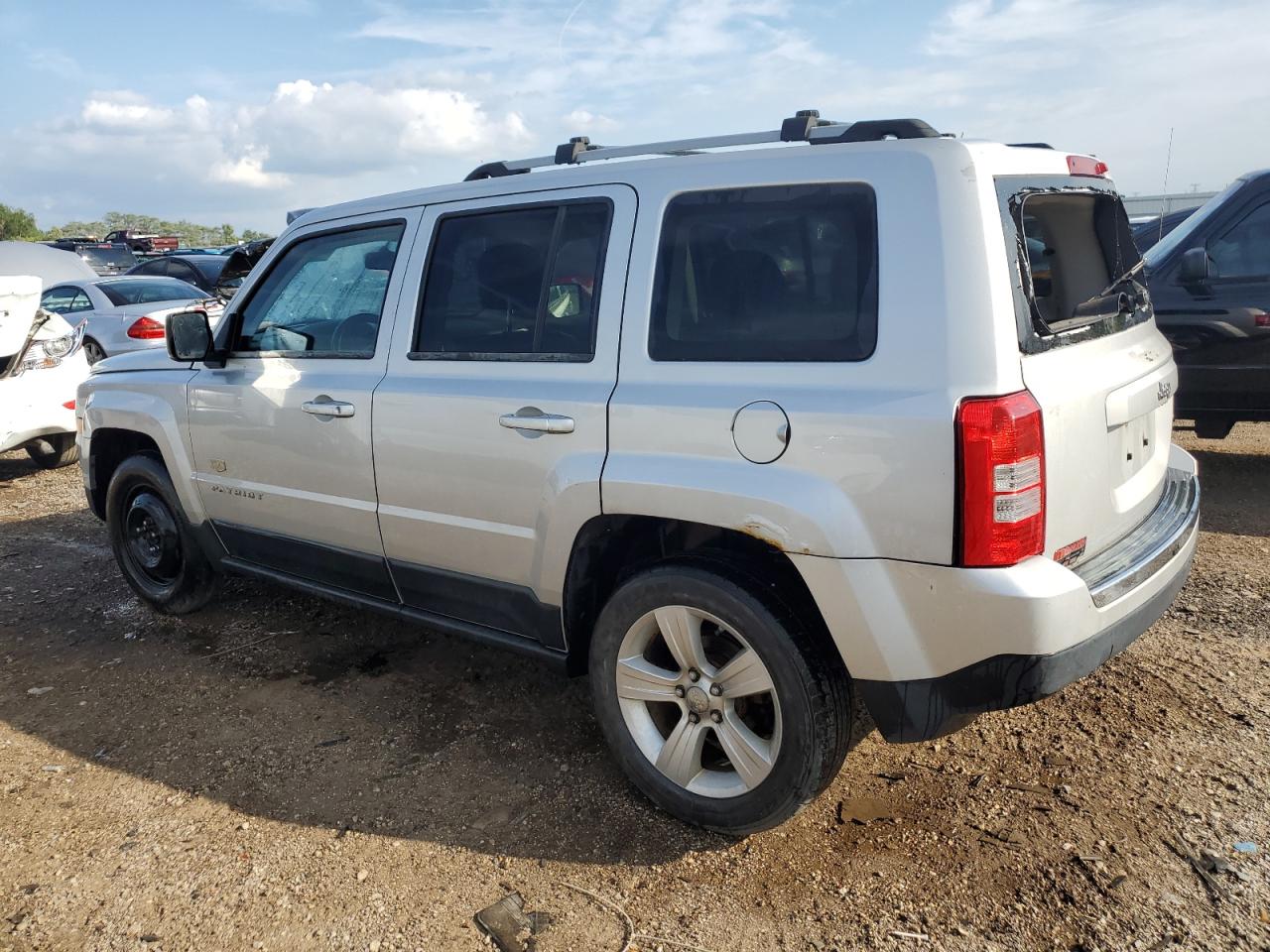 1J4NT4GB8BD169166 2011 Jeep Patriot Latitude