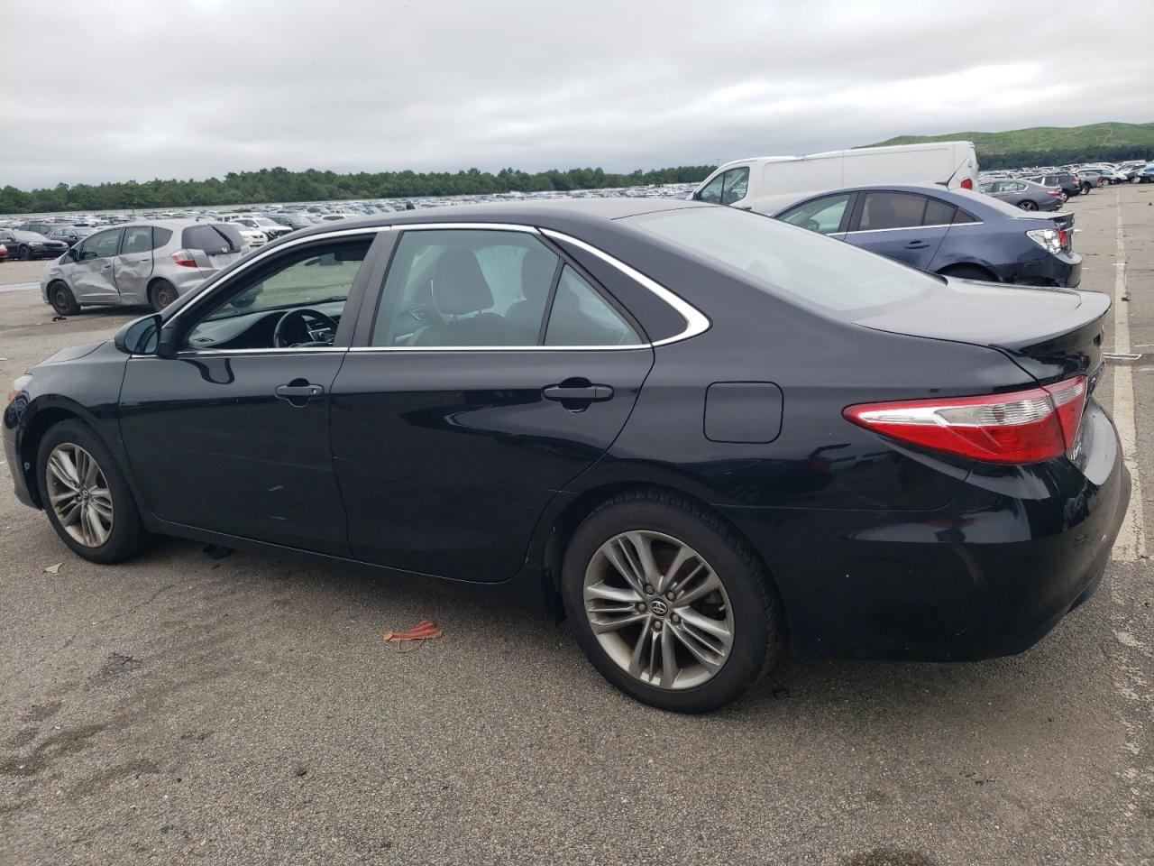 4T1BF1FK2HU655668 2017 Toyota Camry Le