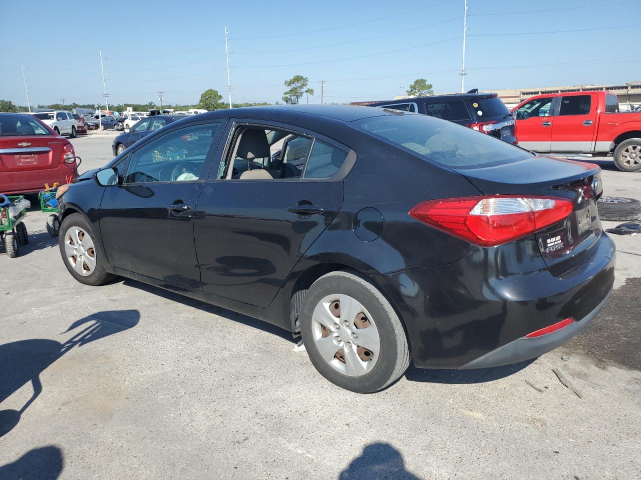 VIN KNAFK4A69F5308842 2015 KIA FORTE no.2