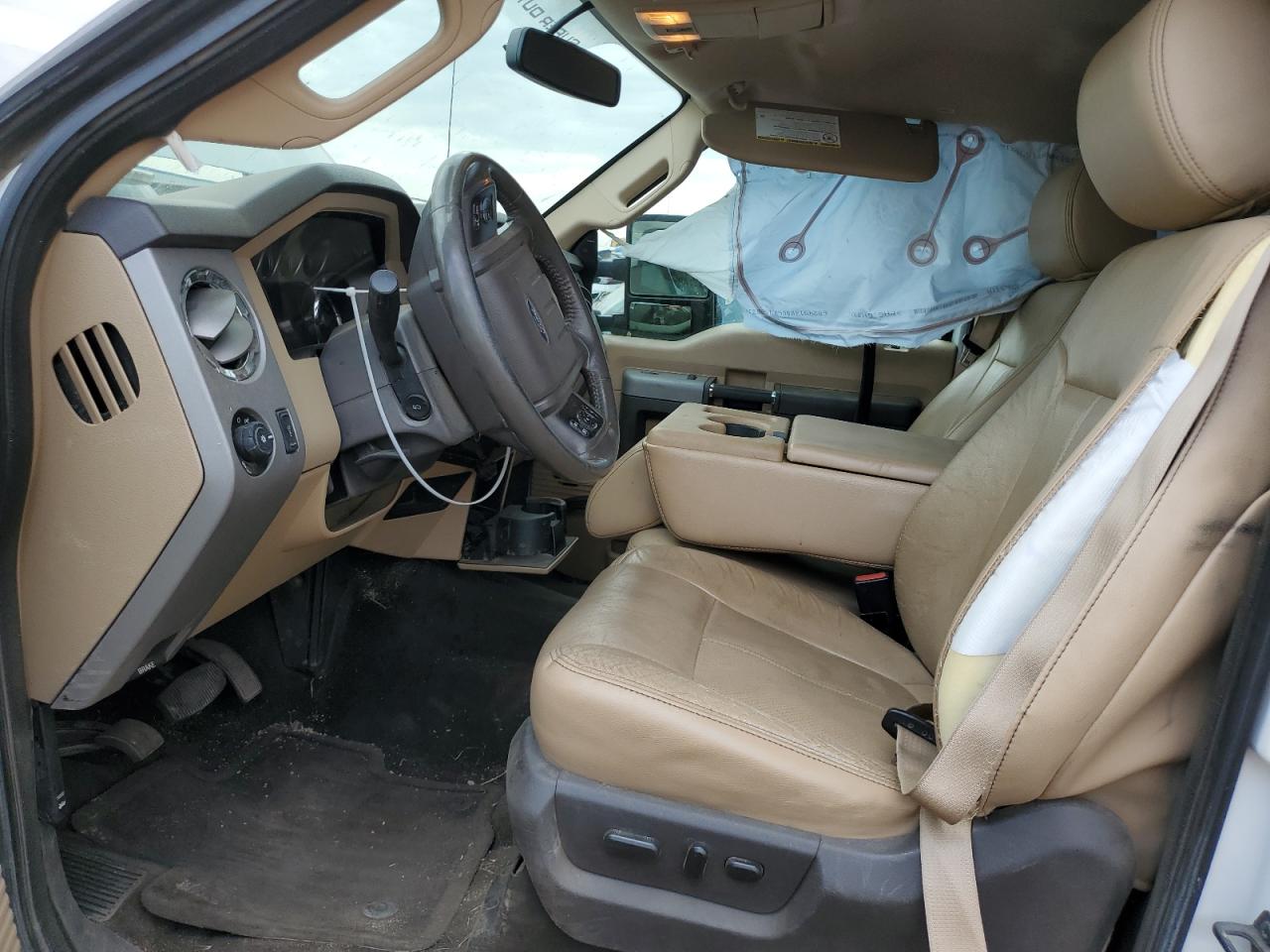 2015 Ford F350 - Image 7