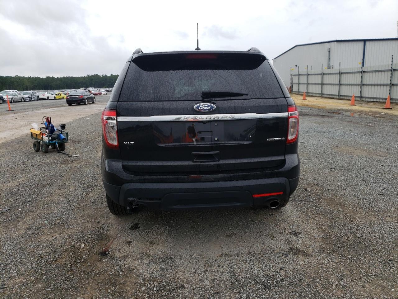2014 Ford Explorer - Image 6