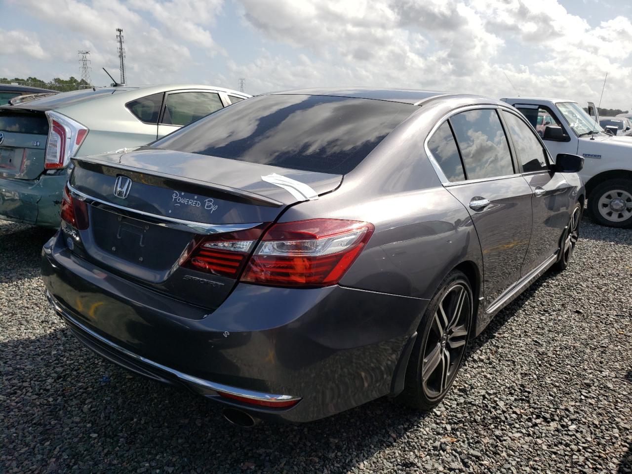 1HGCR2F57HA280461 2017 Honda Accord Sport