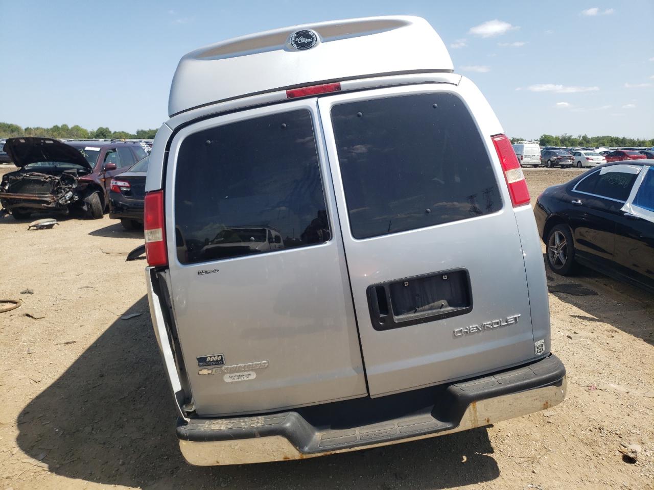 2004 Chevrolet Express G1500 VIN: 1GBFG15T441229123 Lot: 64347473