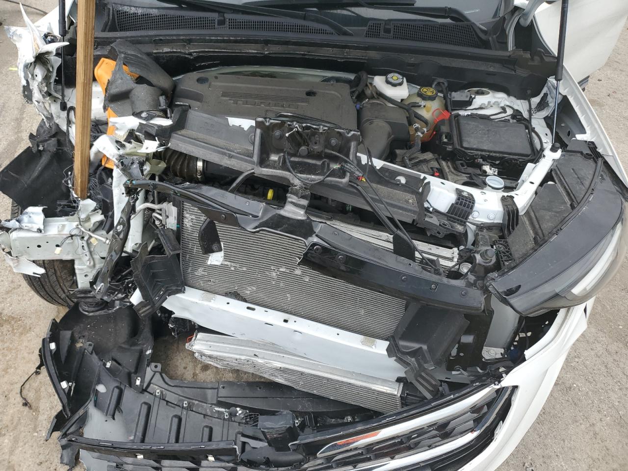2022 Buick Envision Essence VIN: LRBFZNR46ND053044 Lot: 64432253