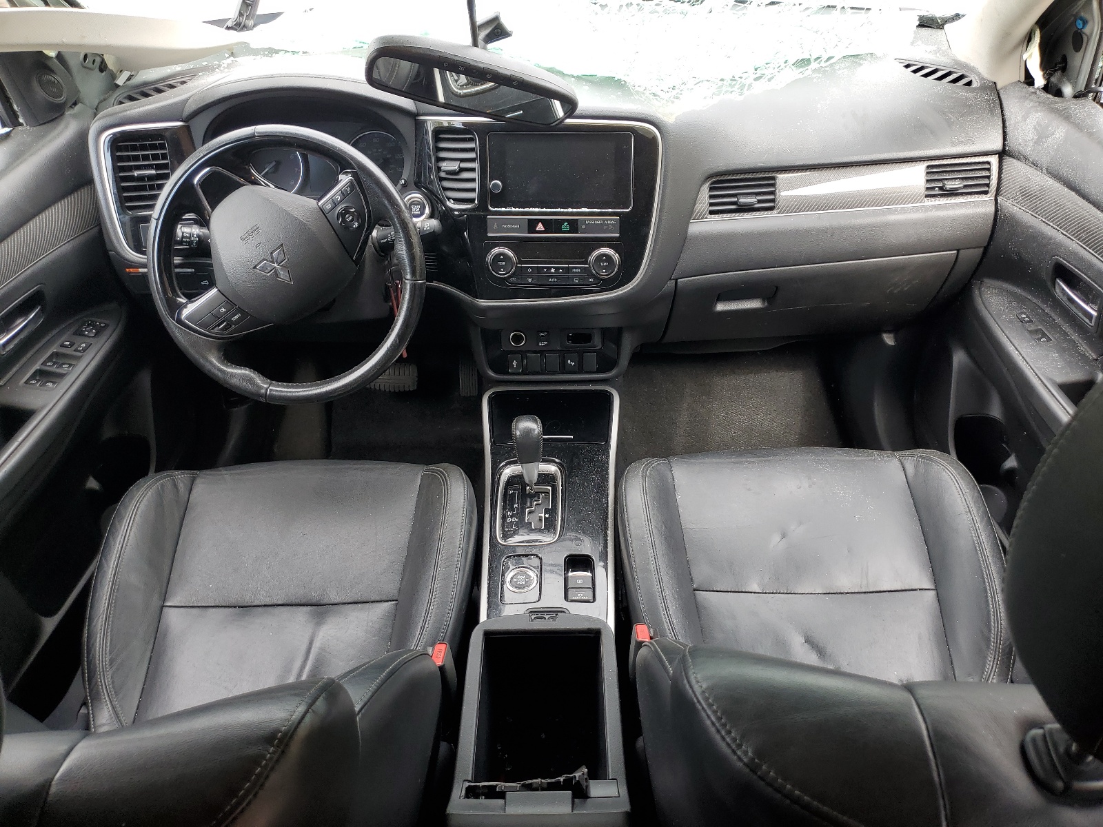 JA4AZ3A35KZ040877 2019 Mitsubishi Outlander Se